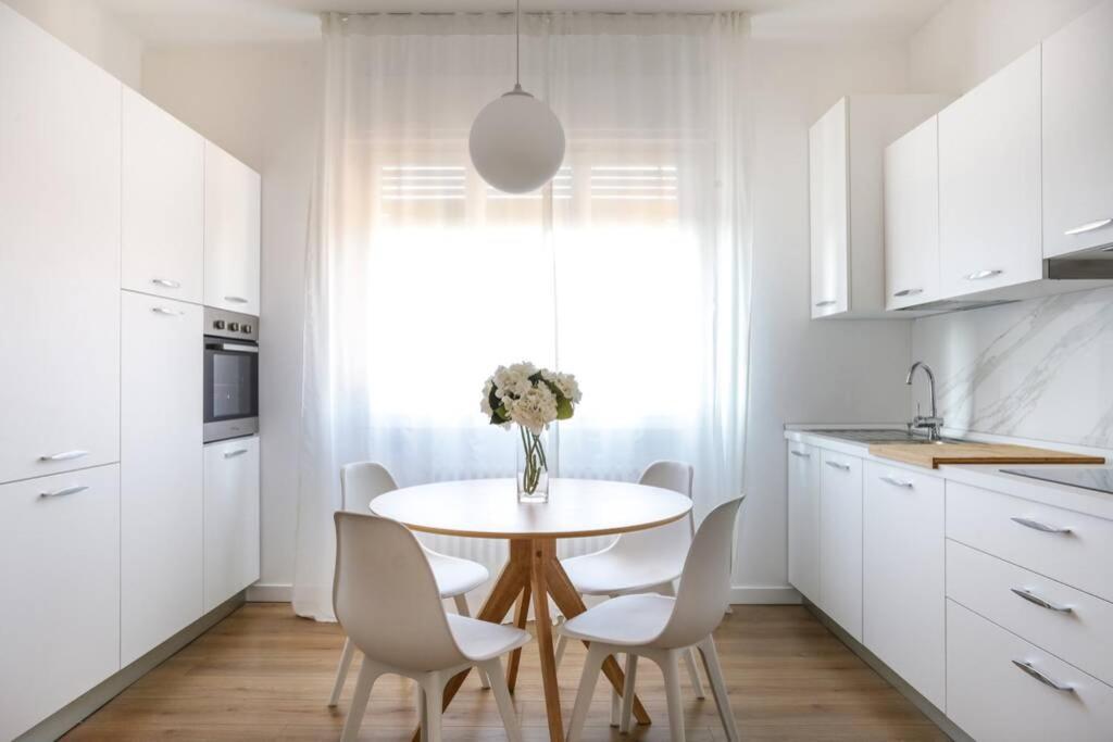 Tommy'S Flat Apartment เมสเตร ภายนอก รูปภาพ