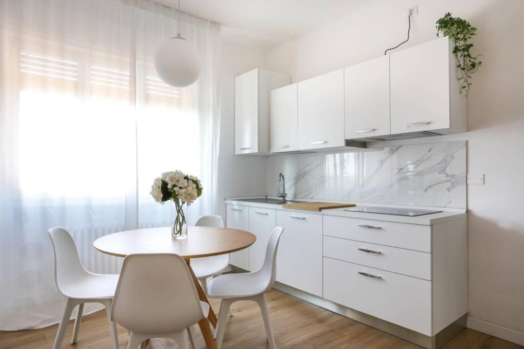 Tommy'S Flat Apartment เมสเตร ภายนอก รูปภาพ